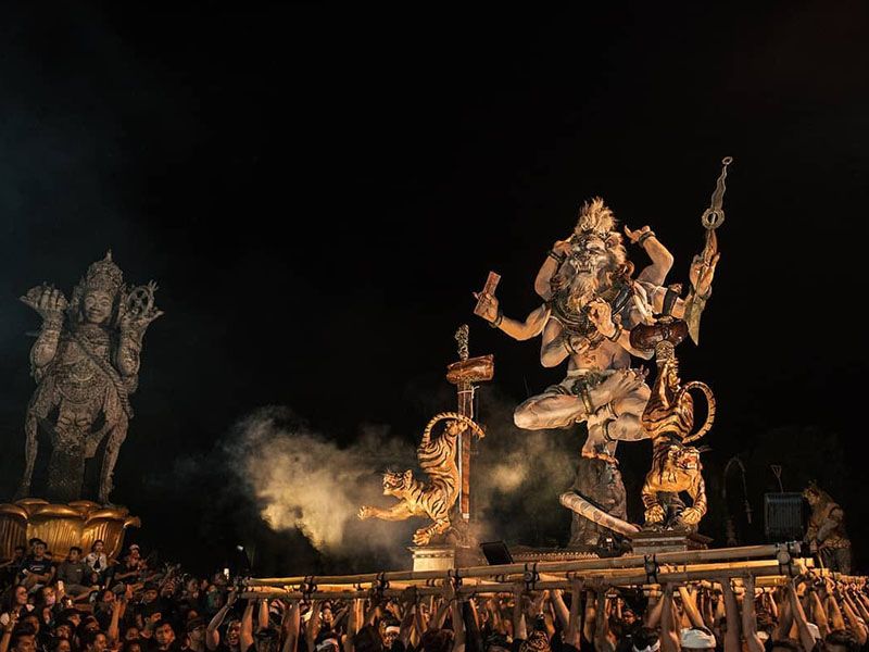 Balinese Cultural Calendar (Saka Calendar): Pengerupukan & Nyepi Day