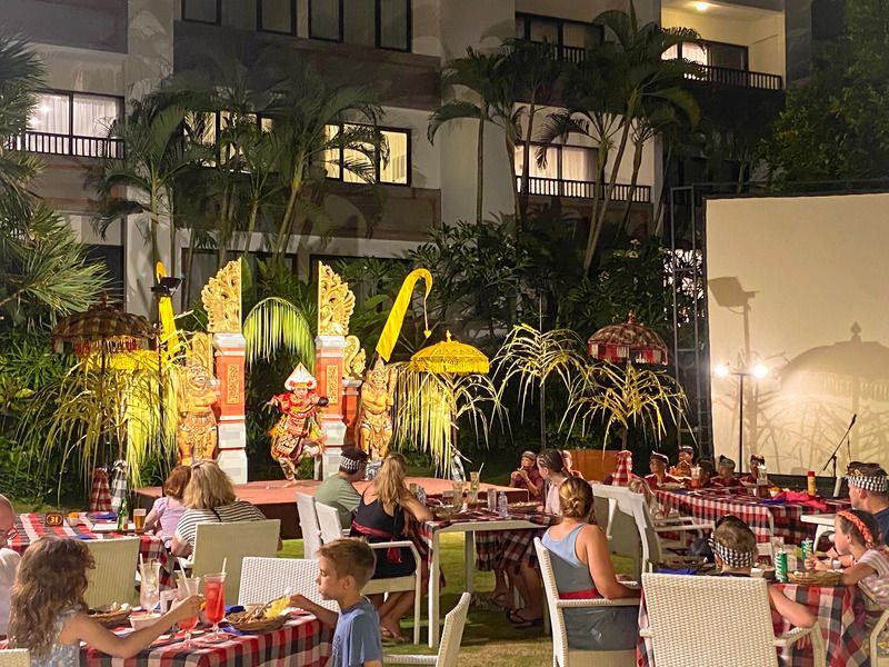 Exploring the Flavors of the World at Outdoor Dining Restaurant : Theme Night Dinner