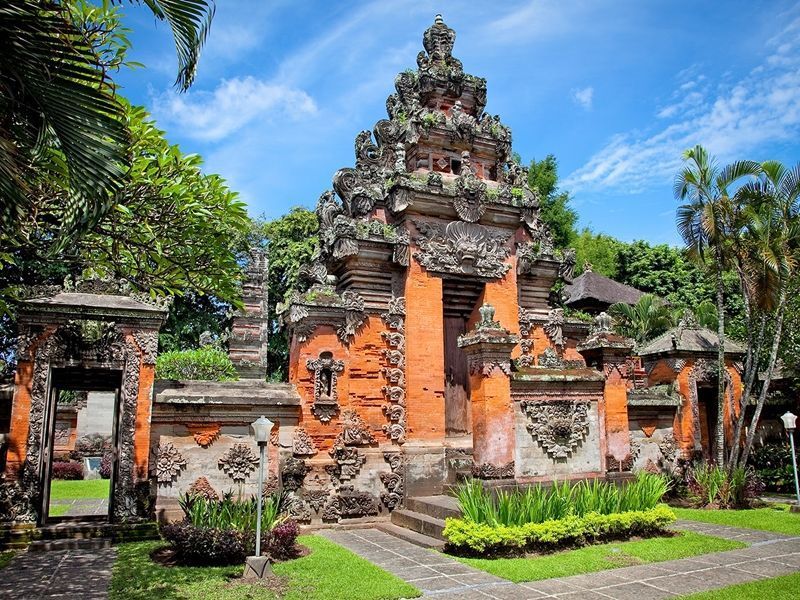 Things To Do: The Bali Museum